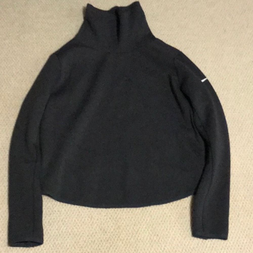 Nike sweat shirt women’s